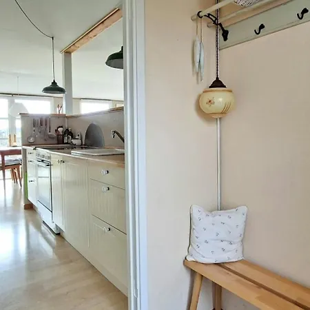 Cozy Yellow With Sea View