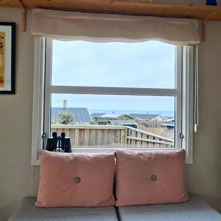 Vakantiehuis Cozy Yellow With Sea View *