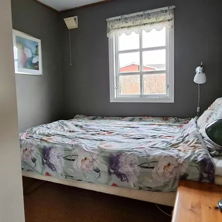 Vakantiehuis Cozy Yellow With Sea View